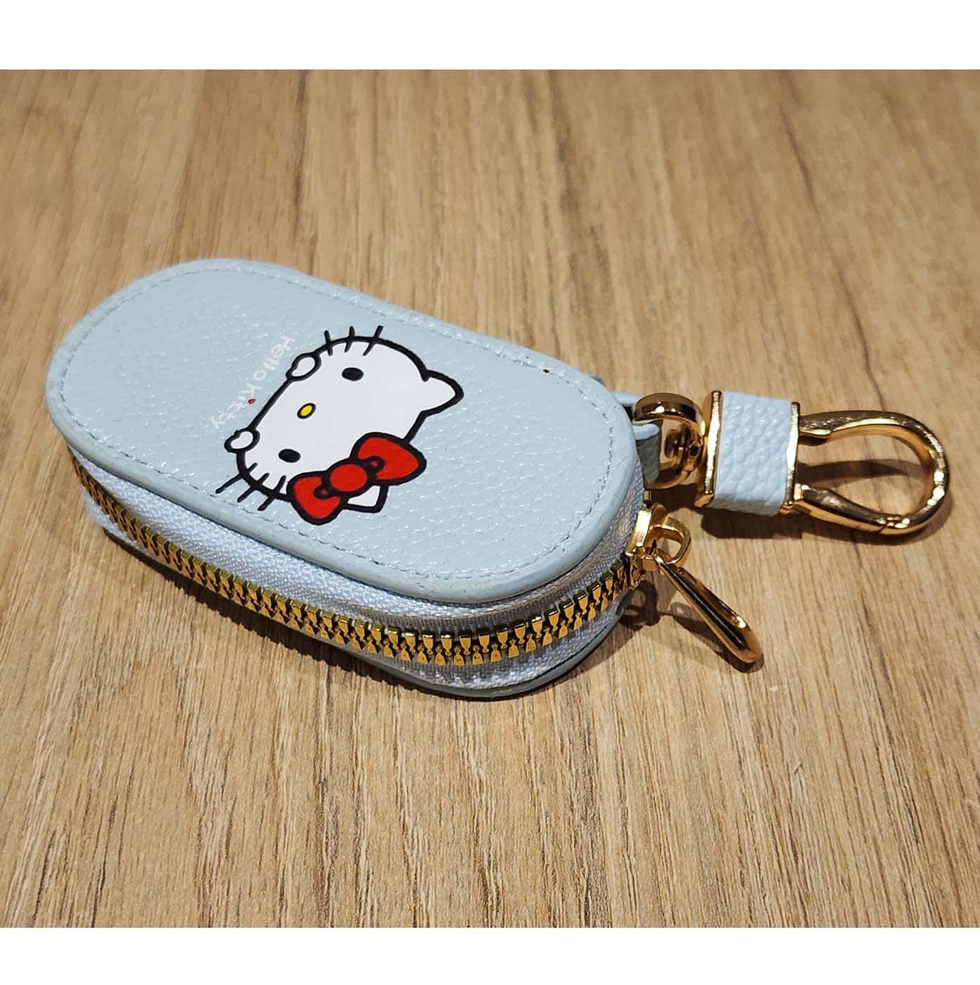 Monedero Hello Kitty Sanrio de Cuero Sintético – Celeste con Cierre Dorado