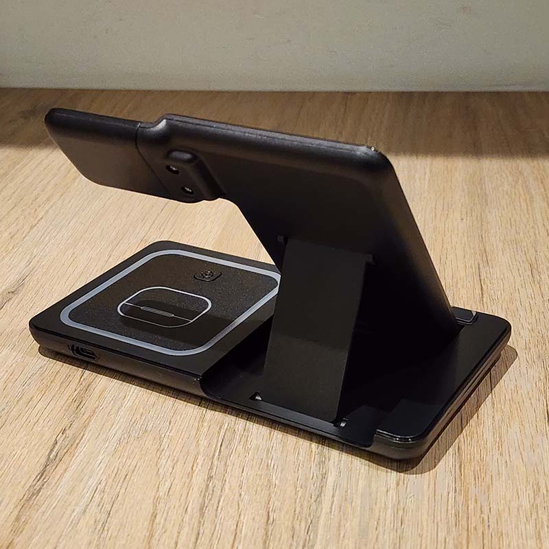 Estación de Carga Inalámbrica Plegable 3 en 1 para iPhone, Apple Watch y AirPods Negro