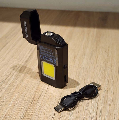 Linterna y Encendedor Eléctrico 2 en 1 Recargable USB-C para Camping