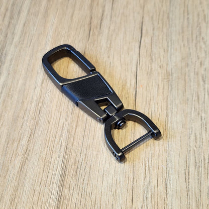 Llavero Giratorio 360° de Metal Negro para Auto