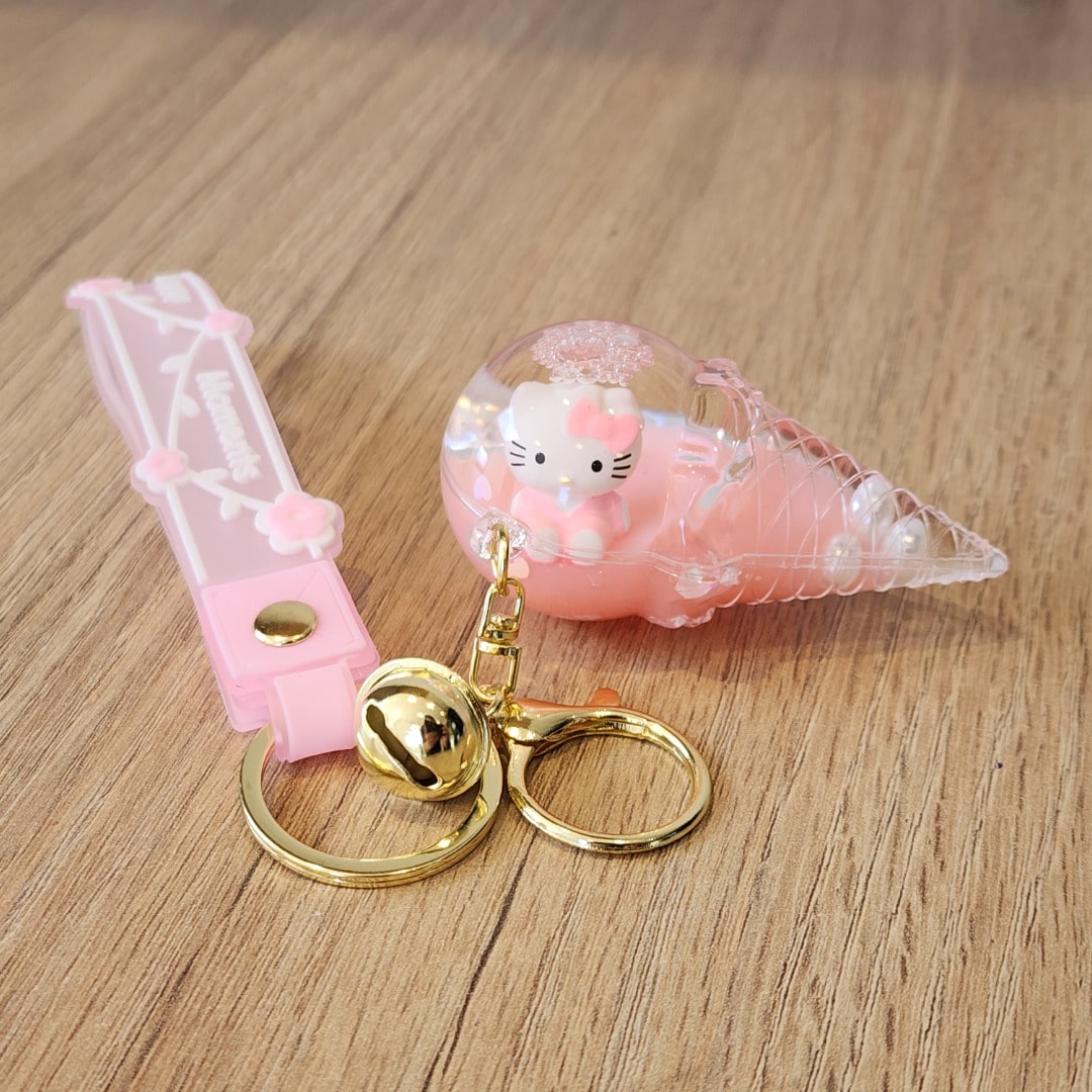 Llavero Hello Kitty Sanrio Rosa con Helado de Cono y Borla