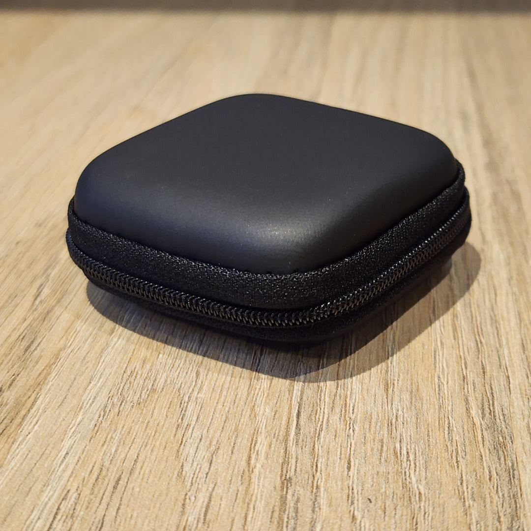 Mini Estuche Portátil para Accesorios Electrónicos Negro