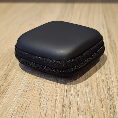Mini Estuche Portátil para Accesorios Electrónicos Negro