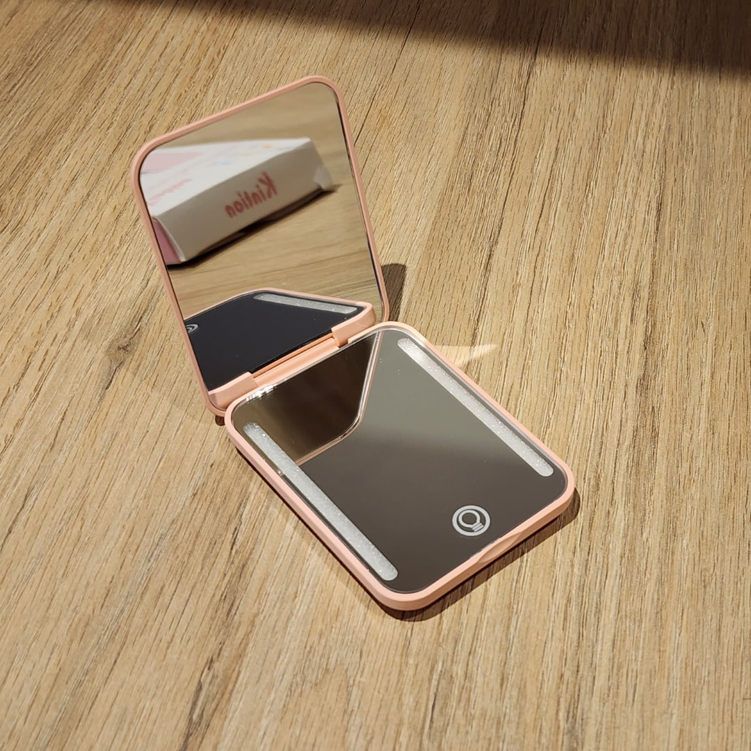 Espejo Compacto Recargable con Luz LED 3 Tonos